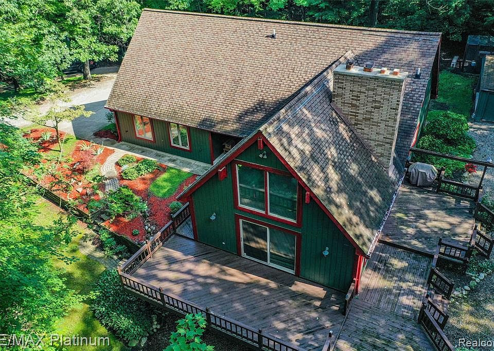 1st image of 1365 Duck Creek Ln