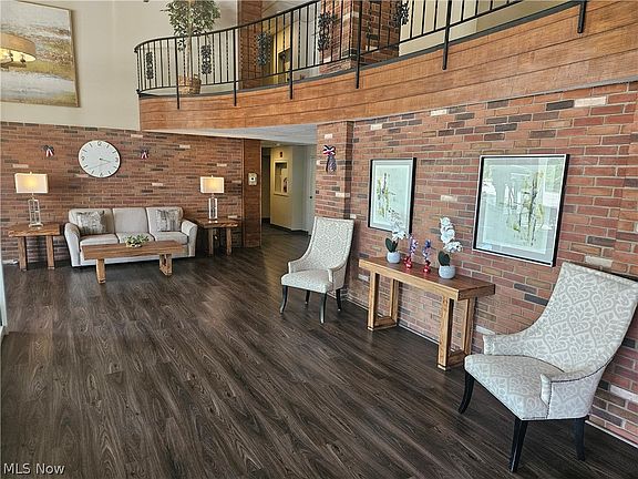 3rd image of 3675 Clague Rd Unit 306