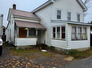 10 Edward St, Salem, NY 12865