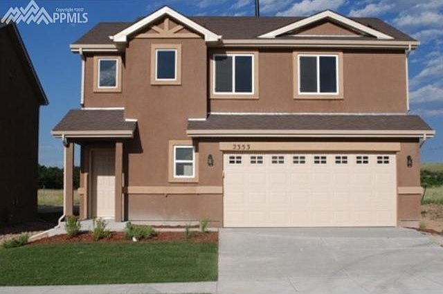 Front of home, 2 car garage