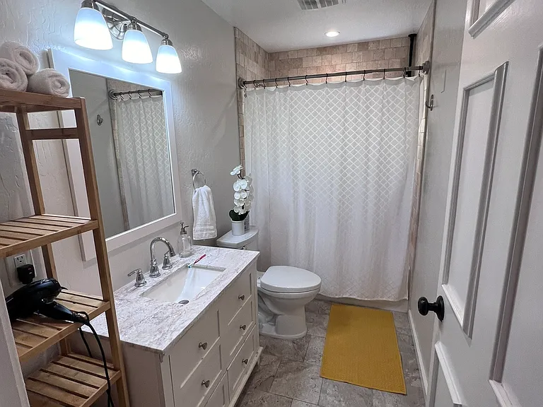 1423 El Capitan Way — Photo 9