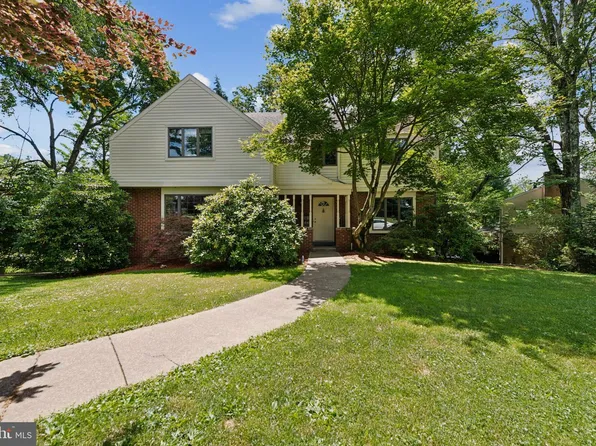 3585 W Windover Ct, Murrysville, PA 15668