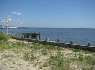 4 Vessel Rd, Waretown, NJ 08758