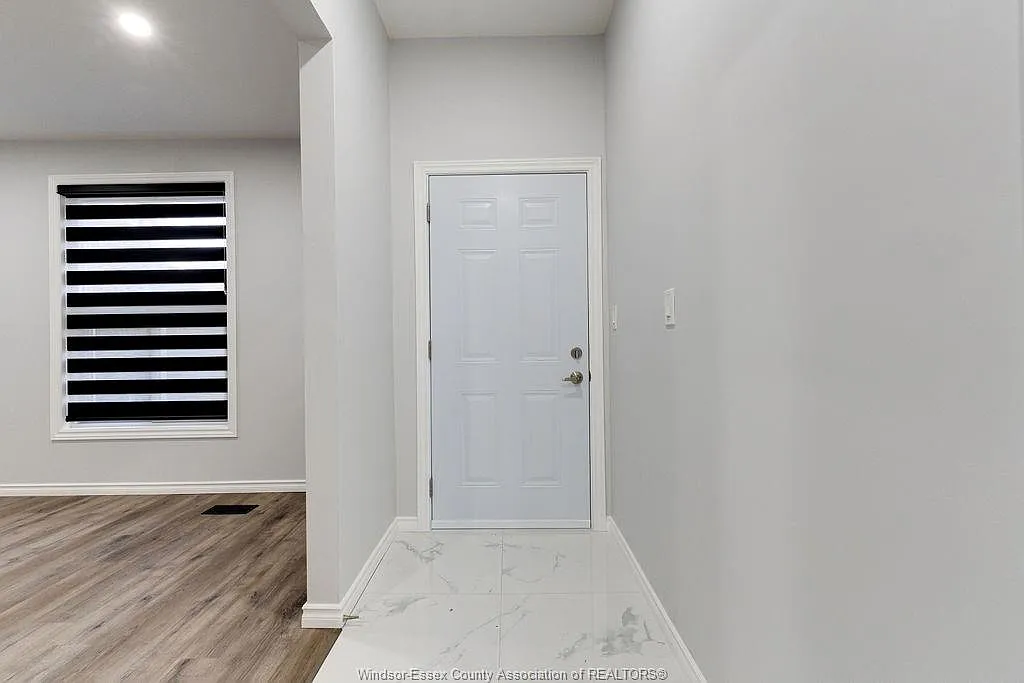 2 bed, $1,800 — Photo 2