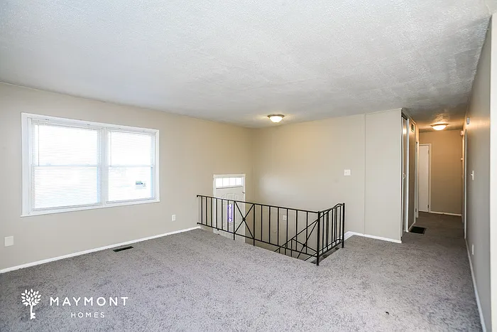 4 bed, 1.5 bath, 1874 sqft, $1,795 — Photo 2