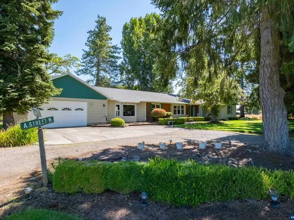 6305 Stevie Ln NE, Salem, OR 97317