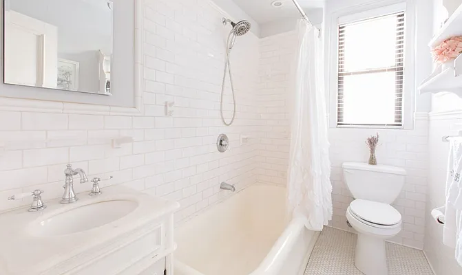 Sold by Keller Williams Points North | media 16