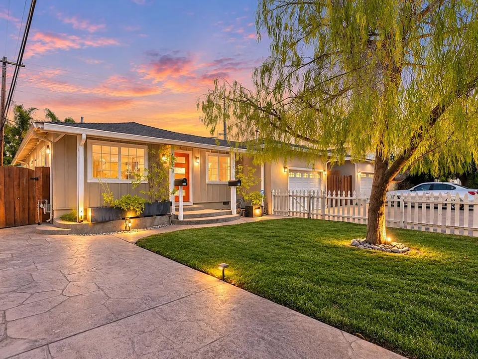 1271 Foley Ave