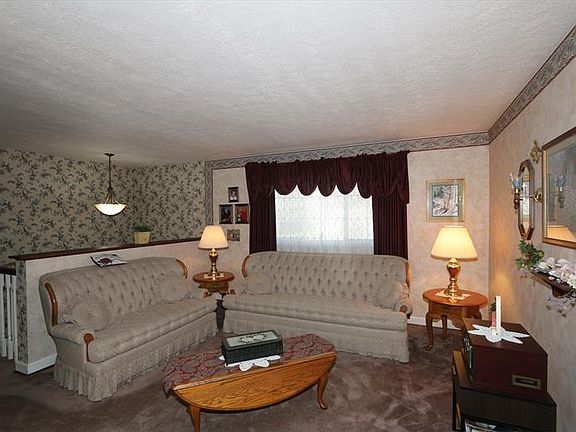2nd image of 11542 Islandale Dr