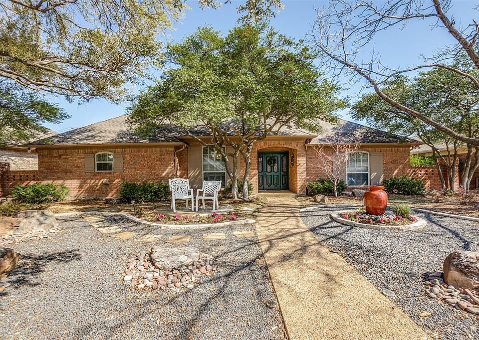 1st image of 6419 Brook Lake Dr