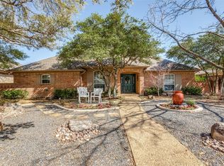 6419 Brook Lake Dr, Dallas, TX 75248