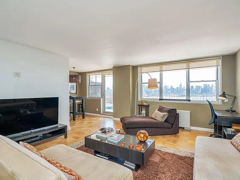 6040 Boulevard East #3F — Photo 3