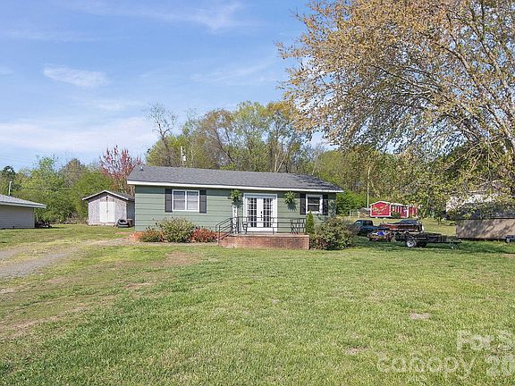 2nd image of 197 Vineyard Rd