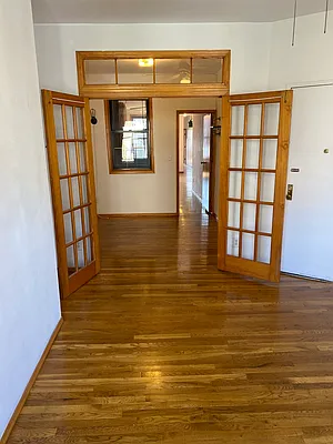 Rented by Warren T Real Estate Corp. | media 25