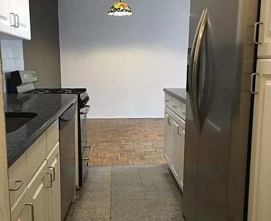3rd image of 1619 3rd Ave APT 9J