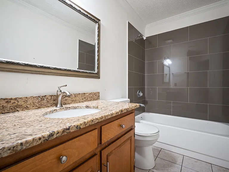5609 Bentley Ct — Photo 17