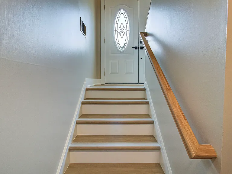 9521 Mobile Dr — Photo 46