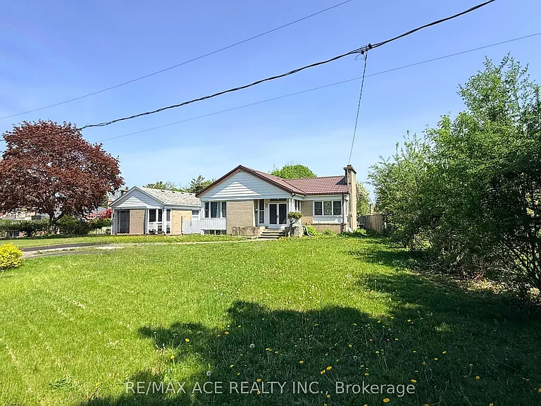 7 Dennett Dr #MAIN — Photo 2