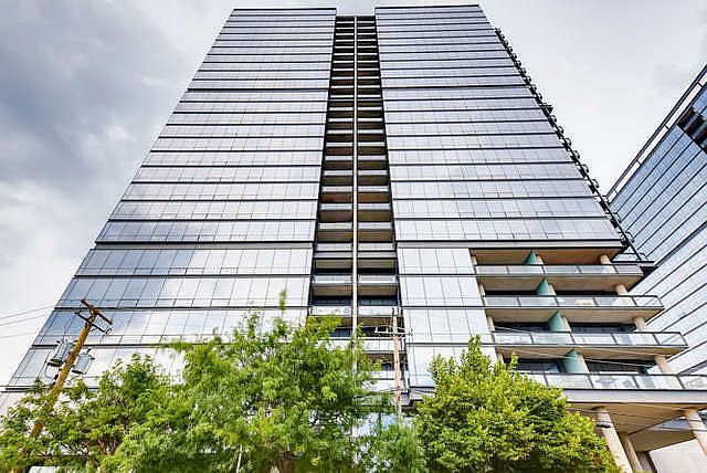 1st image of 860 W Blackhawk St Unit 2608