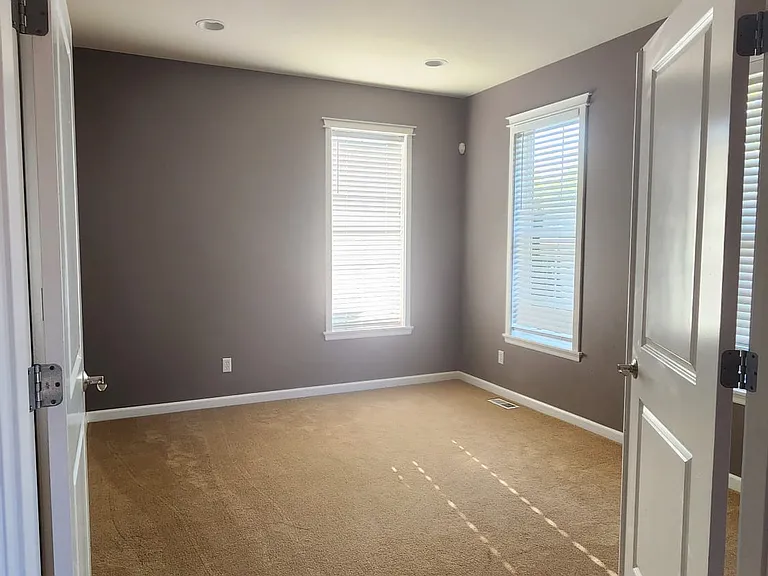 3167 NE Magnolia St — Photo 3