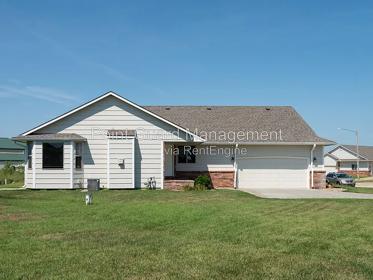Cedar Haven — Photo 91