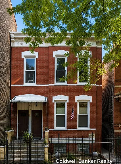 2654 W Thomas St #1R — Photo 1