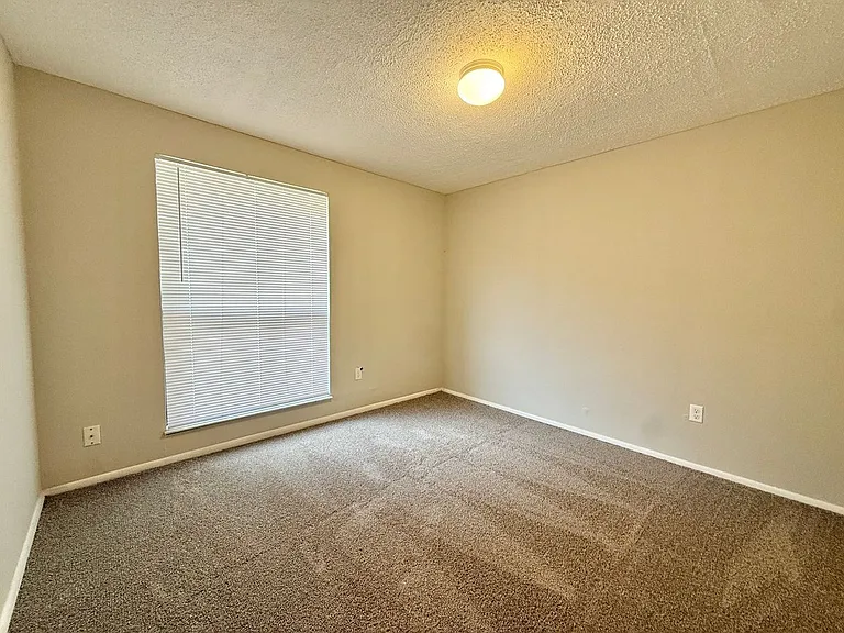 1228 Pine Sap Ct — Photo 9