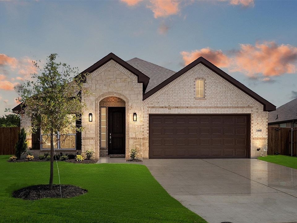 1st image of 1440 Fox Glen Trl