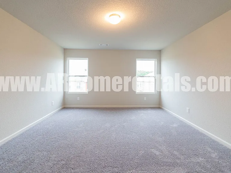 1175 Gallery Dr — Photo 12