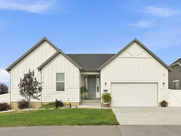 6017 N Sheps Ridge Rd, Eagle Mountain, UT 84005