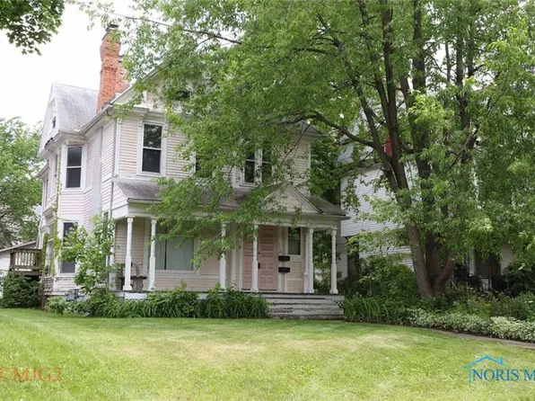 2110 Robinwood Ave, Toledo, OH 43620