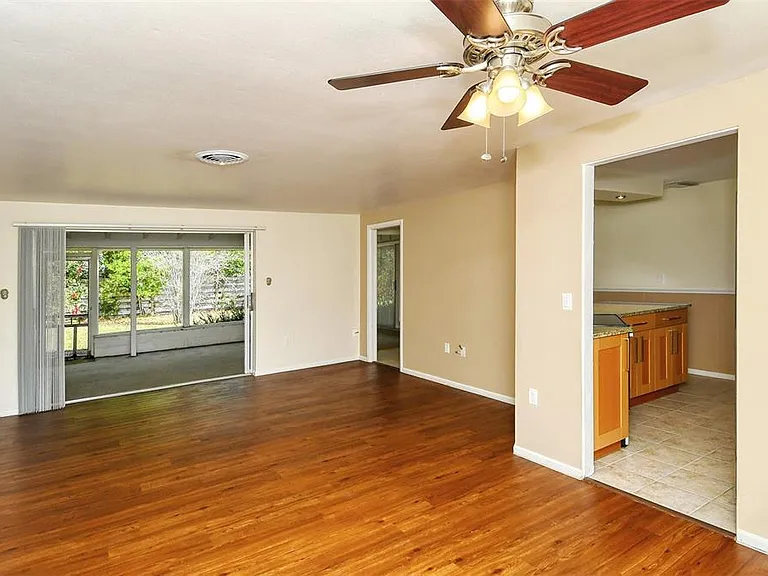 3137 Lockwood Ter — Photo 7