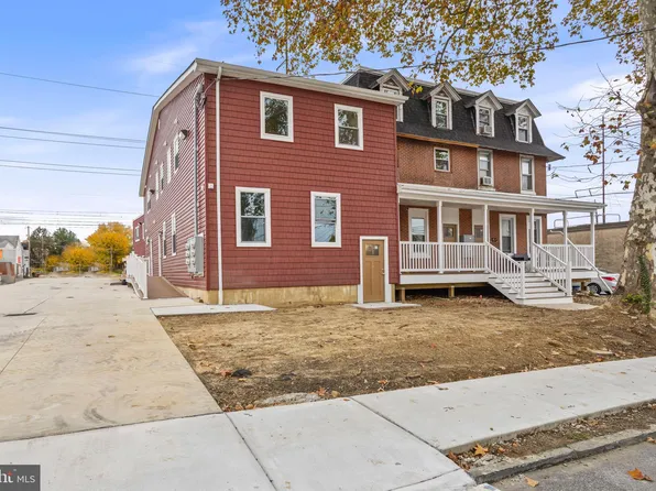 819 11th Ave, Prospect Park, PA