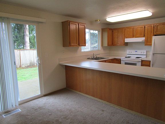 3rd image of 5618 56th Ave SE