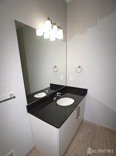 1299 Saint George Ave #103 Photo 1