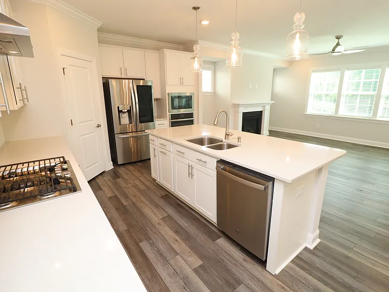 2936 Baronial St — Photo 14