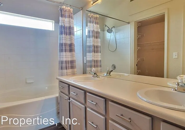 3241 Viero Dr — Photo 13