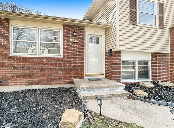 4th image of 8335 Santa Fe Ln