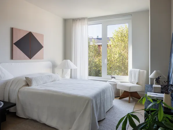 544 Carroll Street image 5 of 19