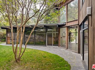 2839 Mandeville Canyon Rd, Los Angeles, CA 90049