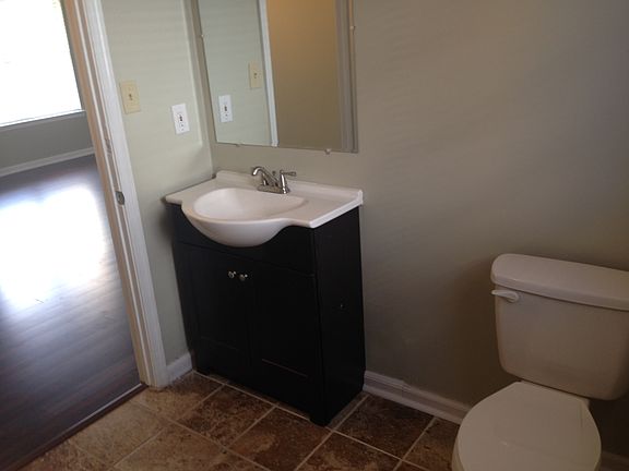 5th image of 5318 Grand Lake Cres