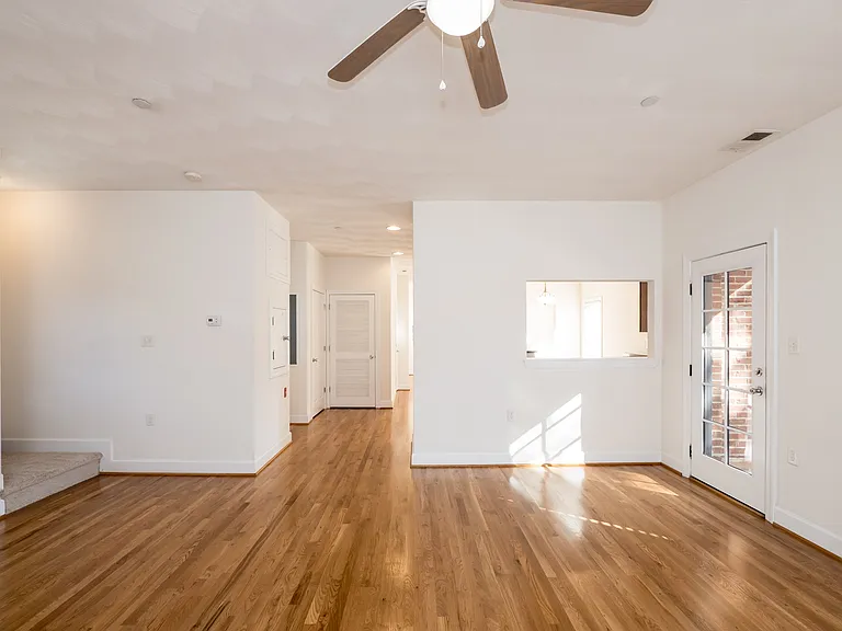 915 Colley Ave #A — Photo 12