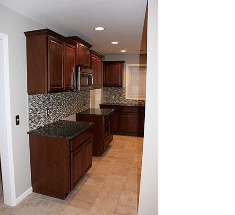 3rd image of 26429 Dale Ct