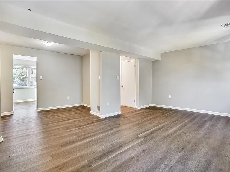 9202 Sprucewood Rd — Photo 12