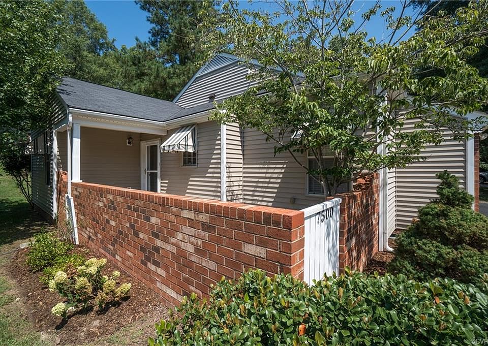 1st image of 7500 Potters Ct