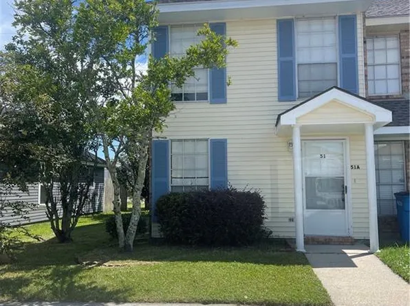 51 Carriage Ln APT A, Destrehan, LA 70047