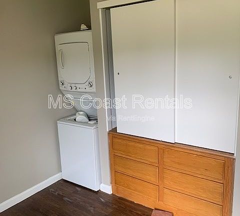 4th image of 8400 W Oaklawn Rd #61