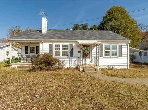 131 Westover St, Graham, NC 27253