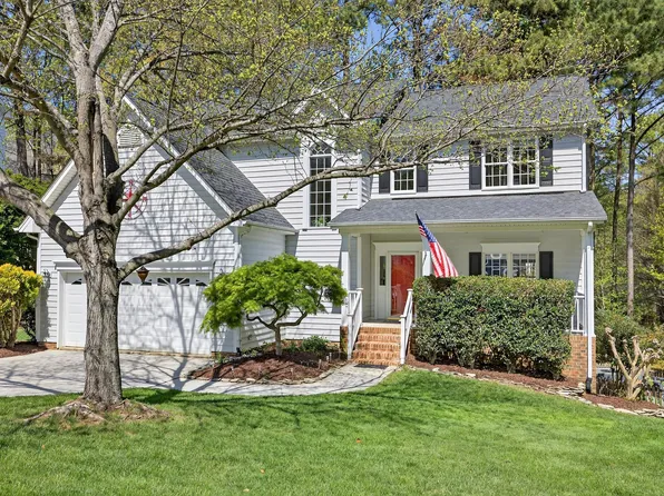 308 Kingswood Dr, Cary, NC 27513