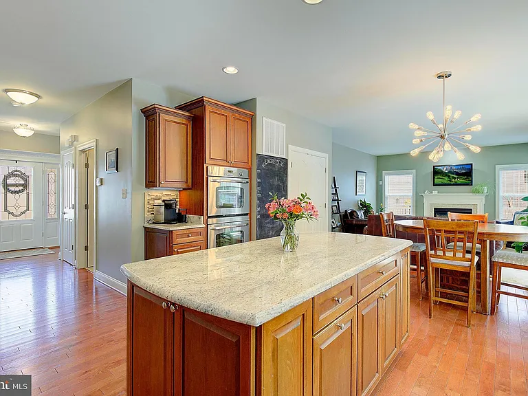 3104 Lawrin Ct — Photo 15